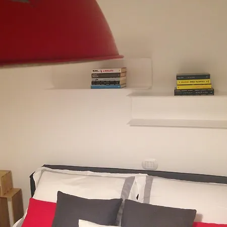 Les Di Apartment *
