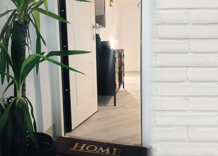 Les Di Apartman Parma